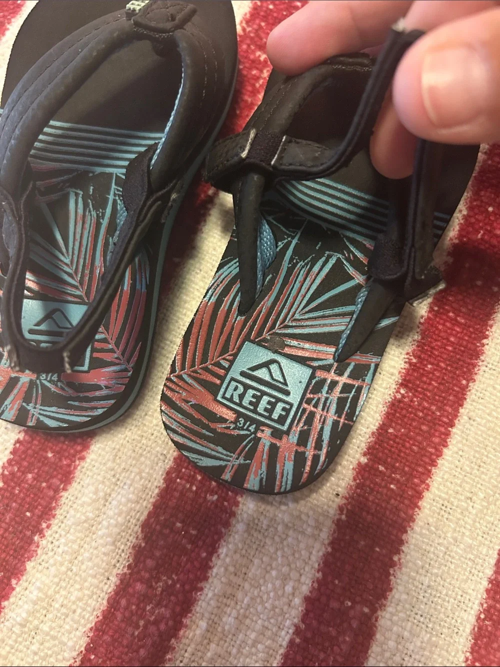 Reef Kids Black Flip-Flops with Teal and Coral Palm Print